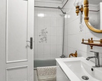 Resale - Apartments - Torrevieja - Playa de los Locos