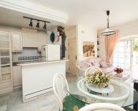 Resale - Apartments - Torrevieja - Playa de los Locos