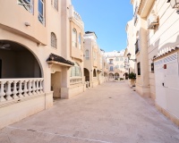 Resale - Apartments - Torrevieja - Playa de los Locos