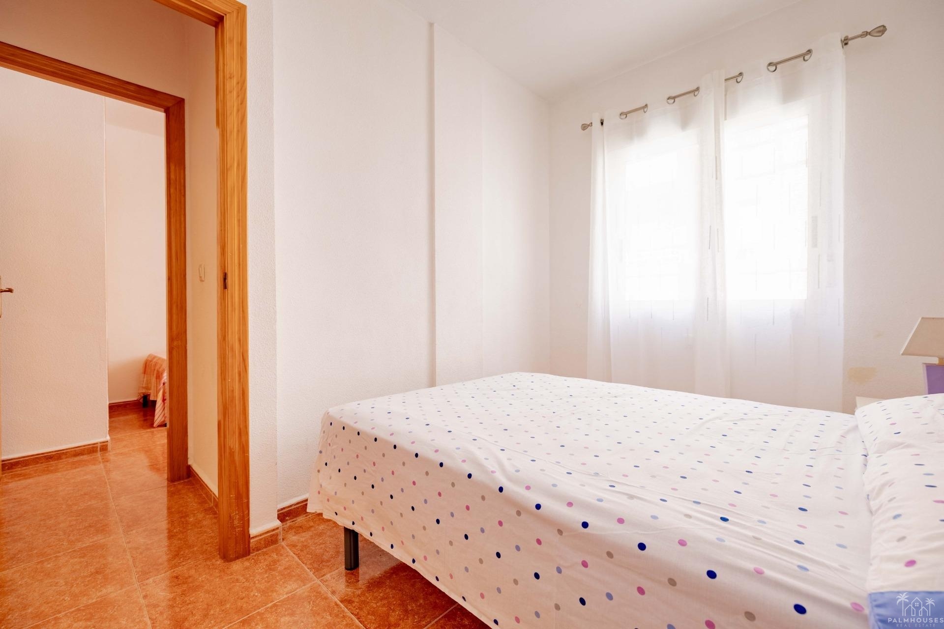 Resale - Apartments - Torrevieja - Playa de los Locos