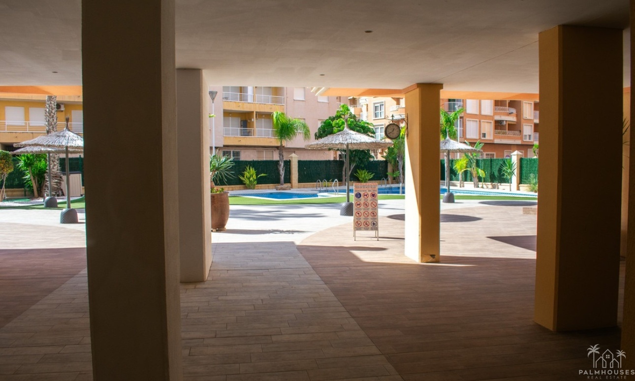 Resale - Apartments - Torrevieja - Playa de los Locos