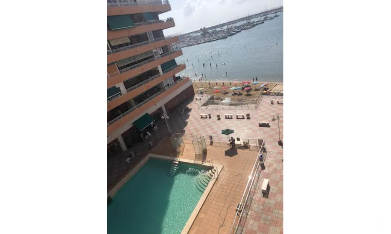 Resale - Apartments - Torrevieja - Playa de los Naufragos