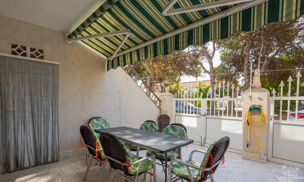 Resale - Apartments - Torrevieja - Playa de los Naufragos