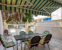 Resale - Apartments - Torrevieja - Playa de los Naufragos