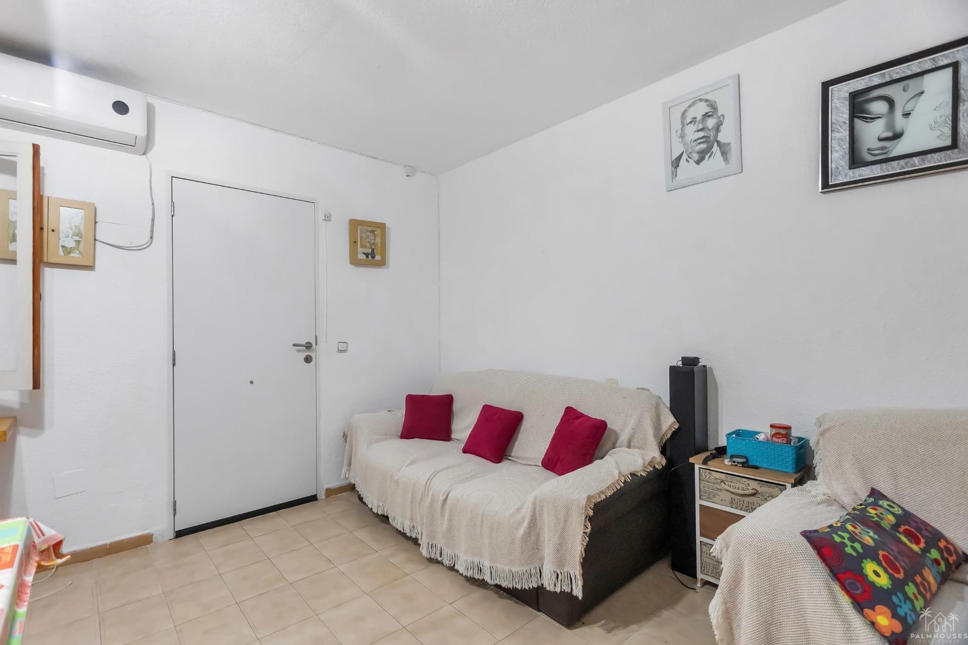 Resale - Apartments - Torrevieja - Playa de los Naufragos