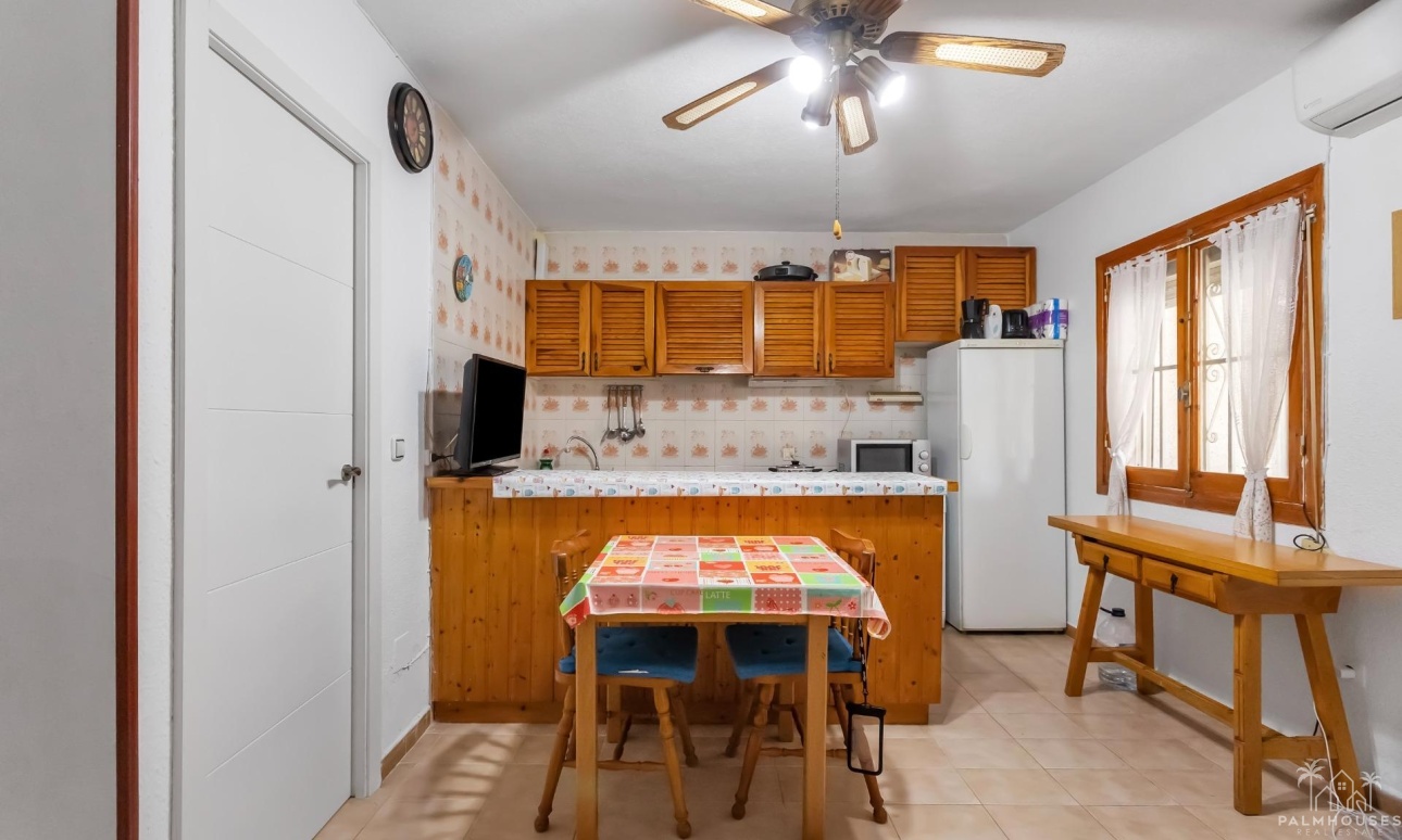 Resale - Apartments - Torrevieja - Playa de los Naufragos