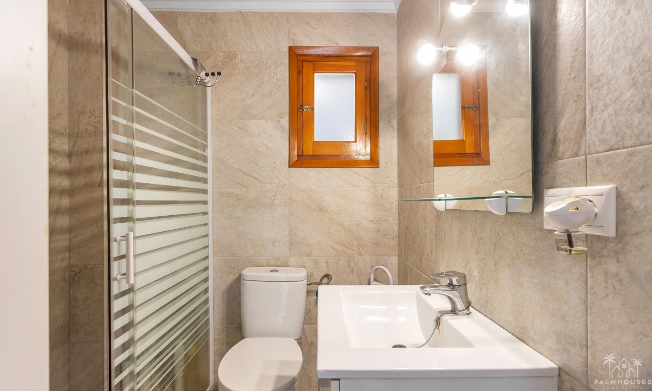 Resale - Apartments - Torrevieja - Playa de los Naufragos