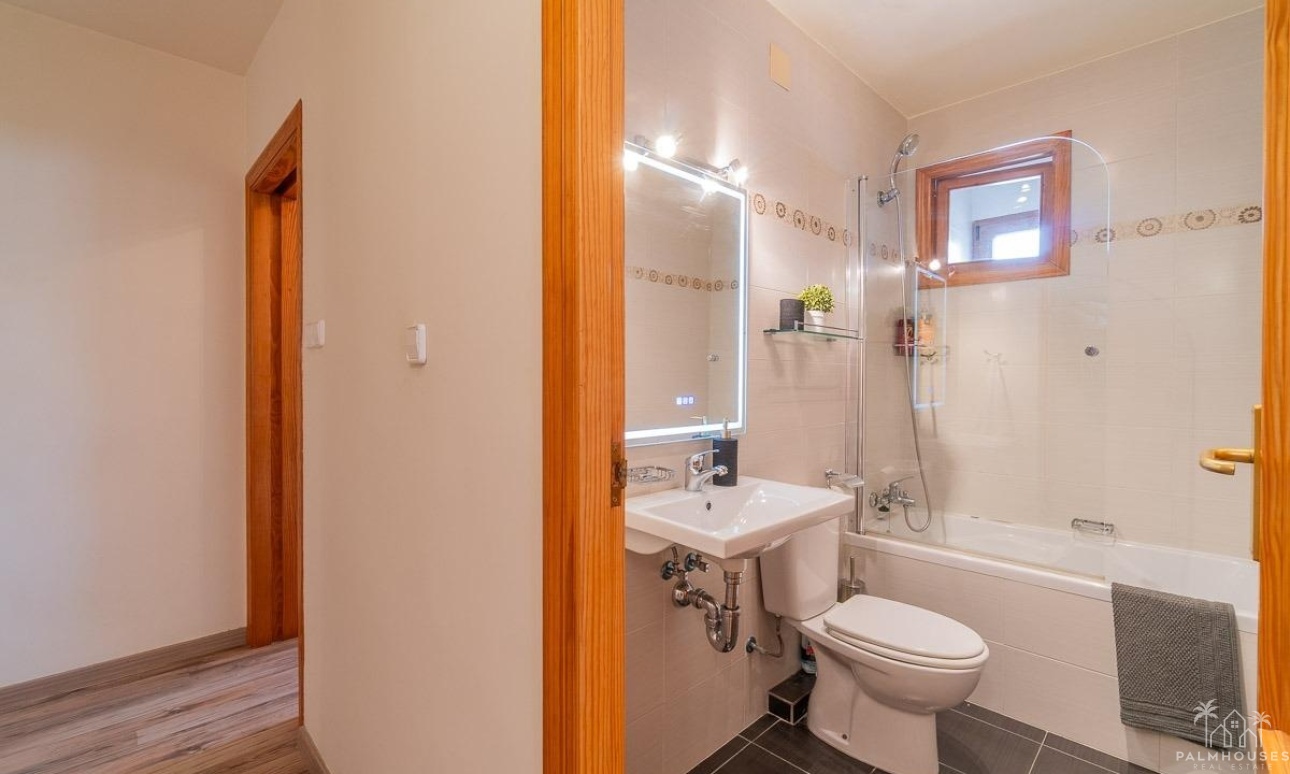 Resale - Apartments - Torrevieja - Playa de los Naufragos