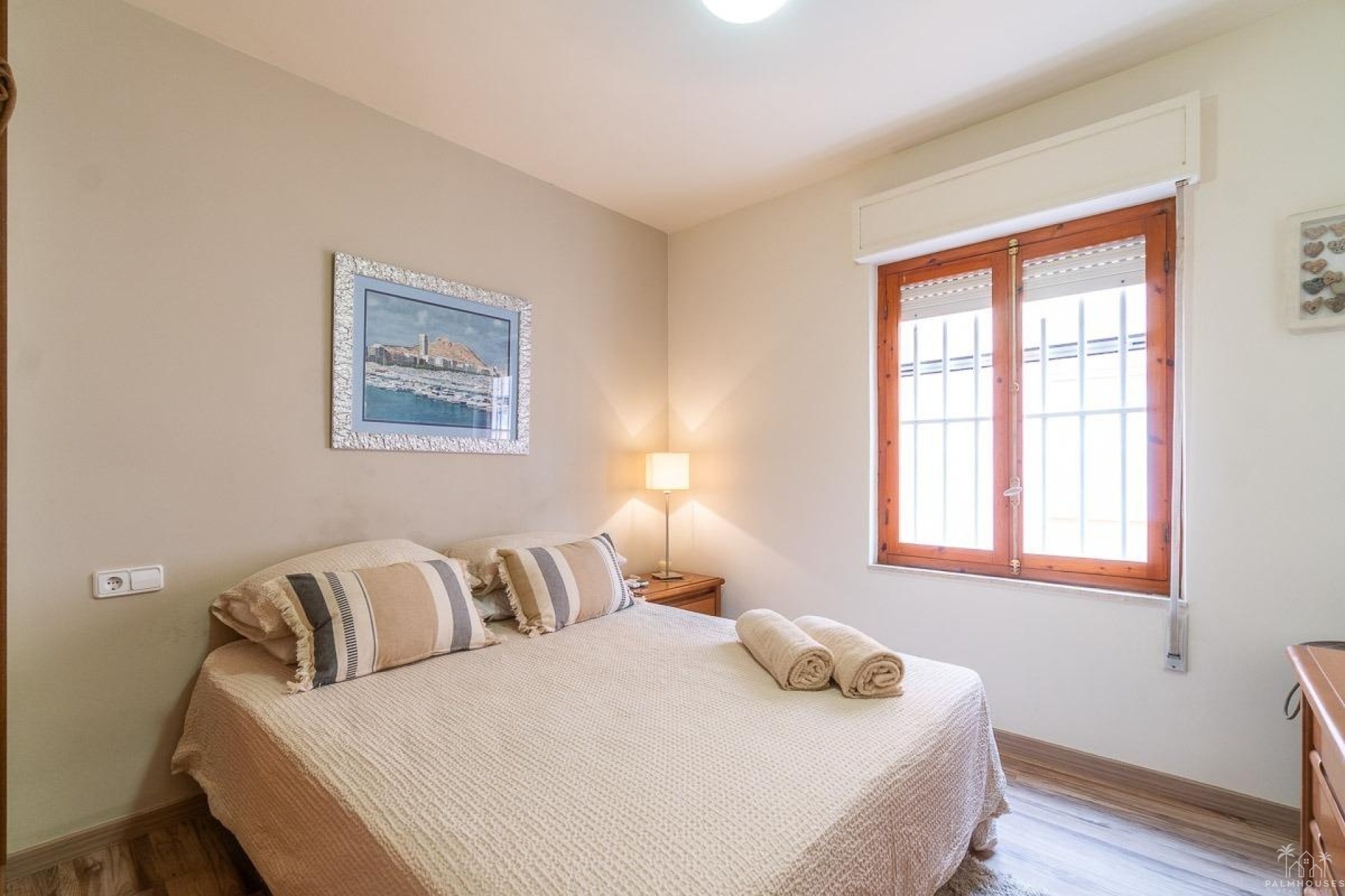 Resale - Apartments - Torrevieja - Playa de los Naufragos