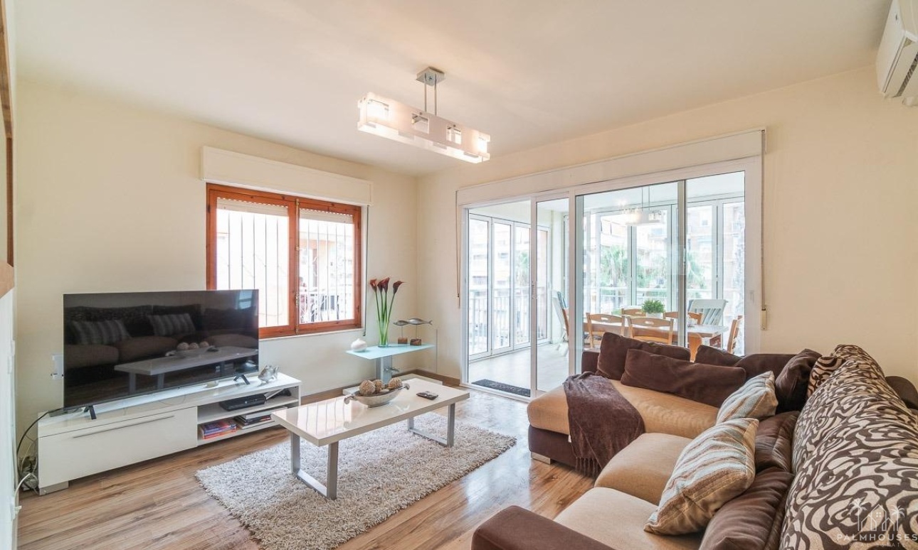 Resale - Apartments - Torrevieja - Playa de los Naufragos