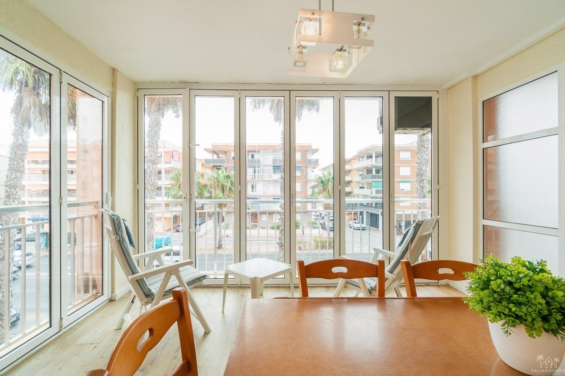 Resale - Apartments - Torrevieja - Playa de los Naufragos