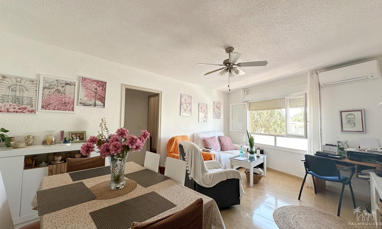 Resale - Apartments - Torrevieja - Playa de los Naufragos