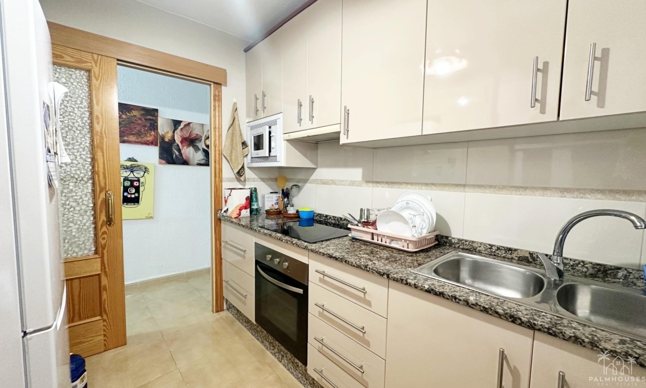 Resale - Apartments - Torrevieja - Playa de los Naufragos