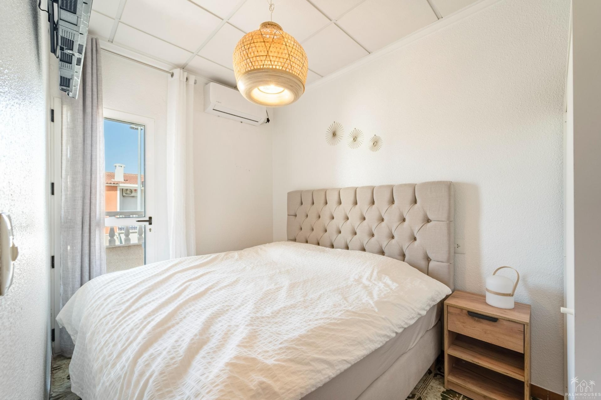 Resale - Apartments - Torrevieja - Playa de los Naufragos