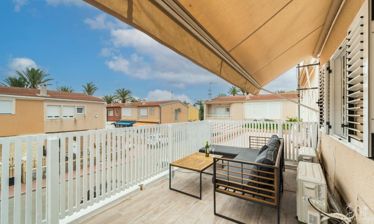 Resale - Apartments - Torrevieja - Playa de los Naufragos