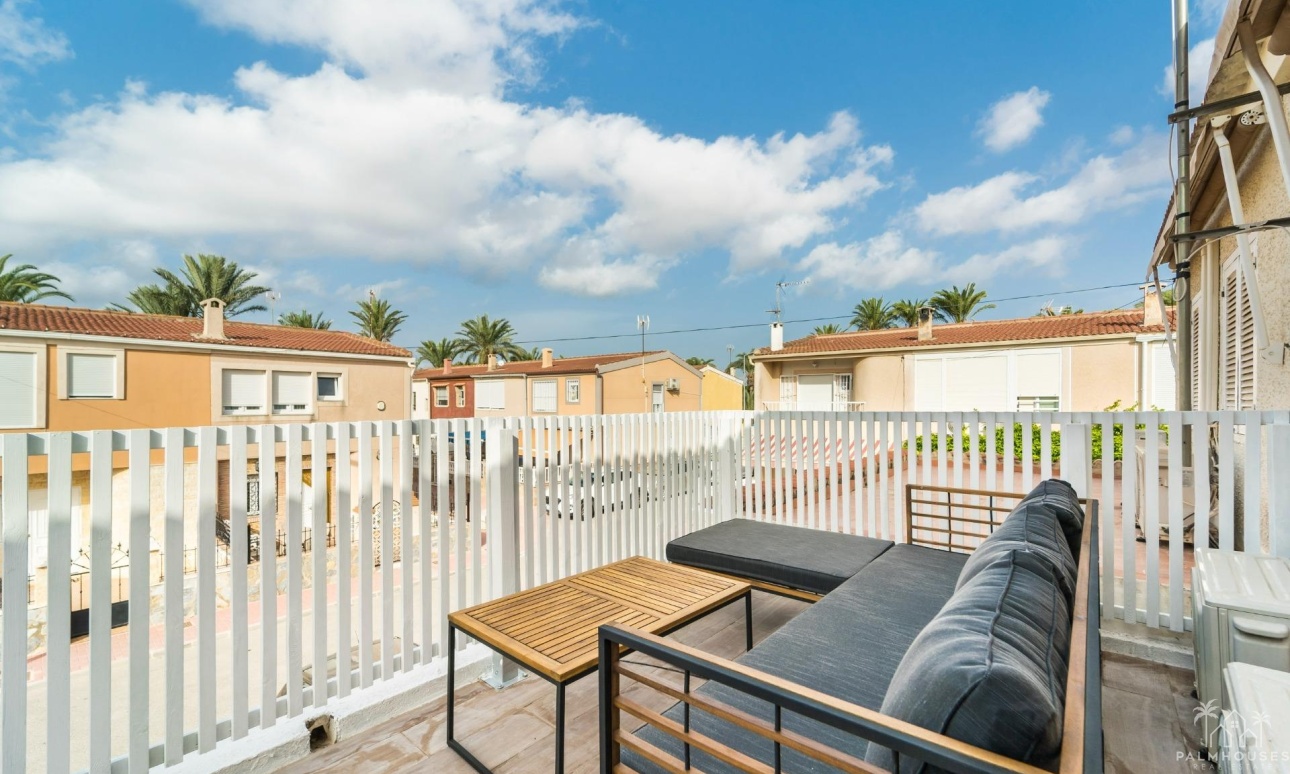 Resale - Apartments - Torrevieja - Playa de los Naufragos