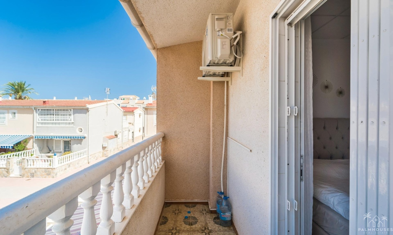 Resale - Apartments - Torrevieja - Playa de los Naufragos