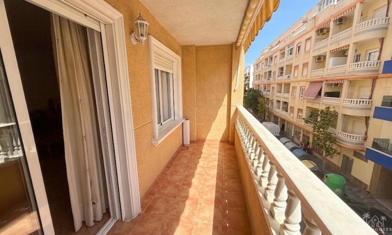 Resale - Apartments - Torrevieja - Playa del cura