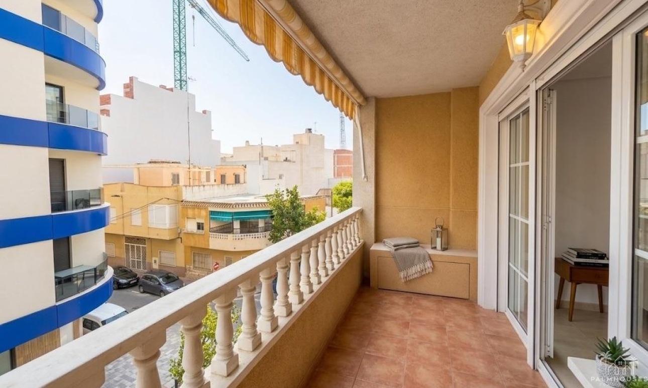 Resale - Apartments - Torrevieja - Playa del cura