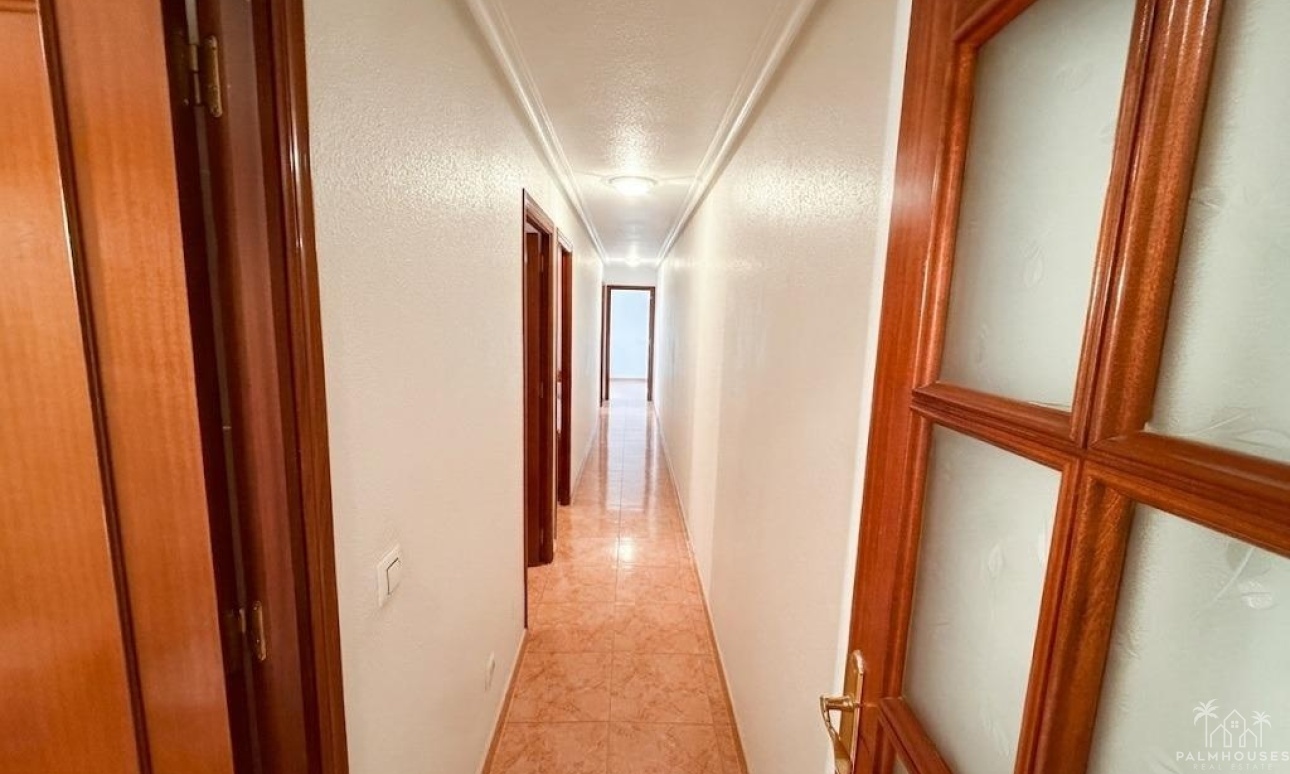 Resale - Apartments - Torrevieja - Playa del cura
