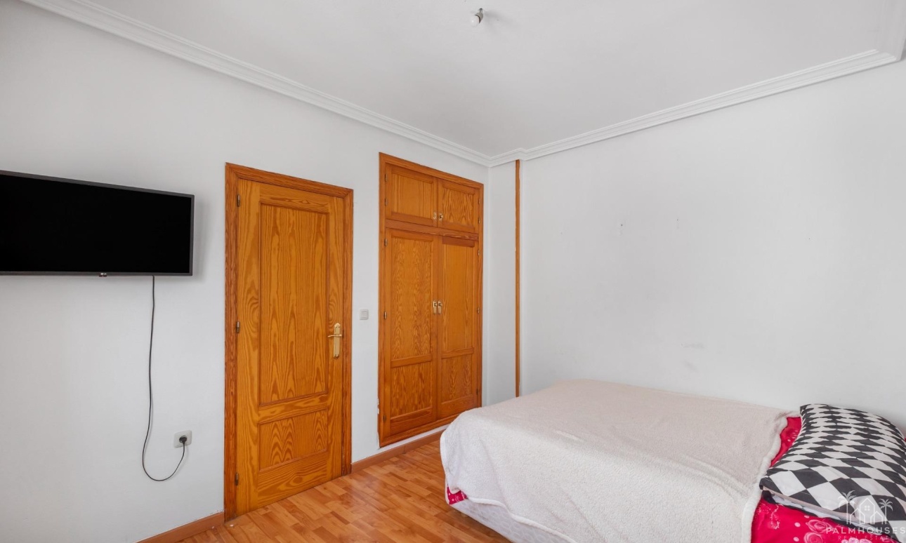 Resale - Apartments - Torrevieja - Playa del cura