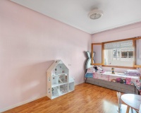 Resale - Apartments - Torrevieja - Playa del cura