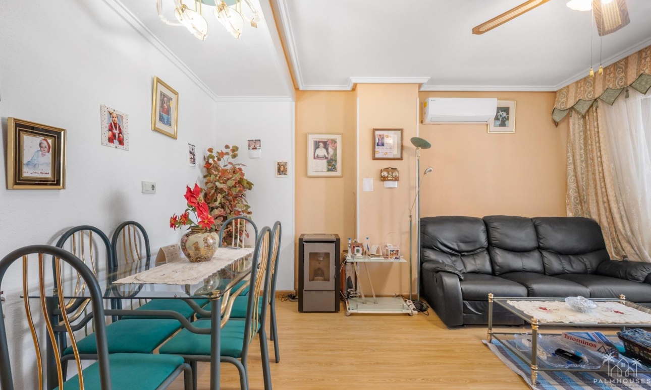 Resale - Apartments - Torrevieja - Playa del cura