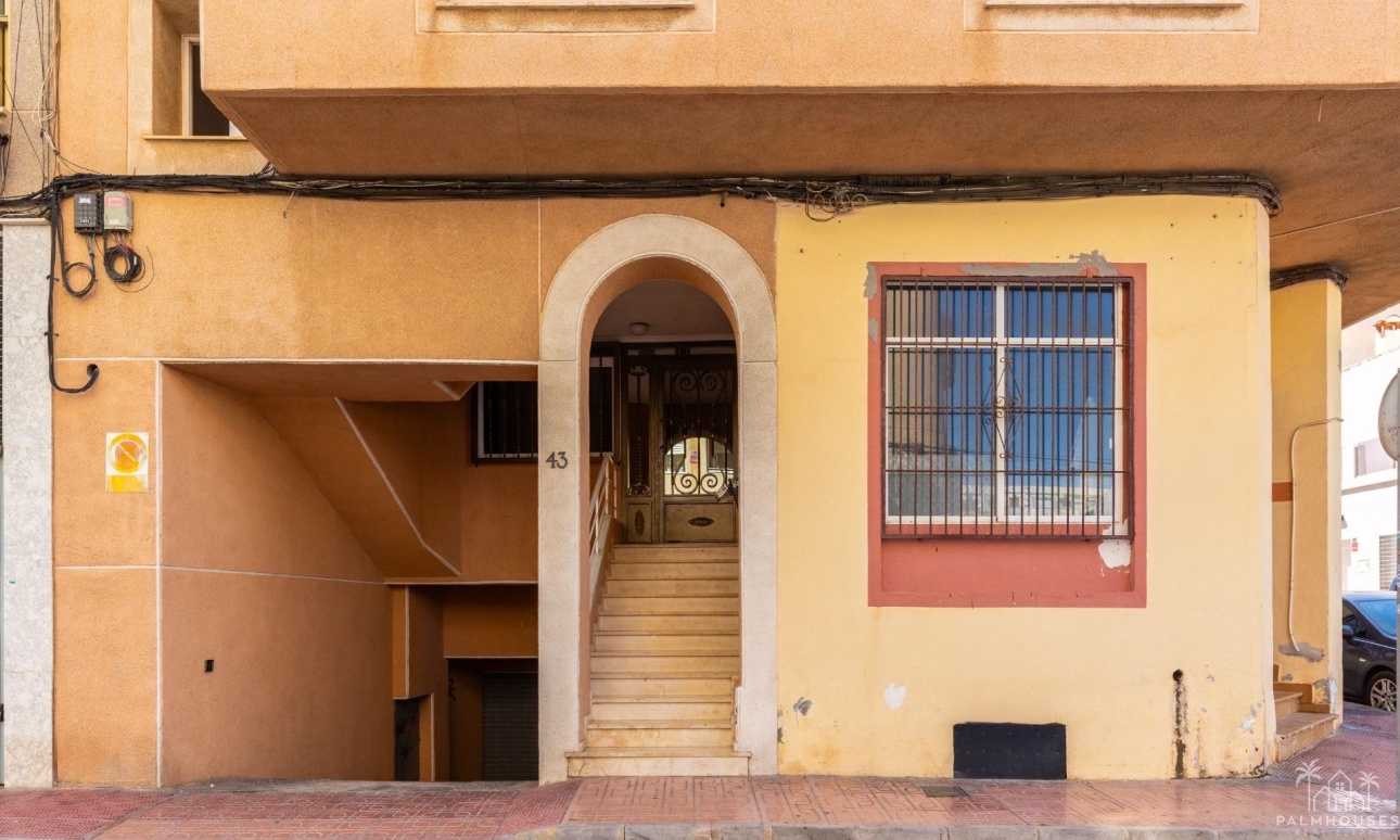 Resale - Apartments - Torrevieja - Playa del cura