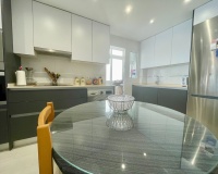 Resale - Apartments - Torrevieja - Playa del cura
