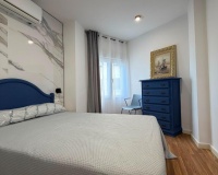 Resale - Apartments - Torrevieja - Playa del cura