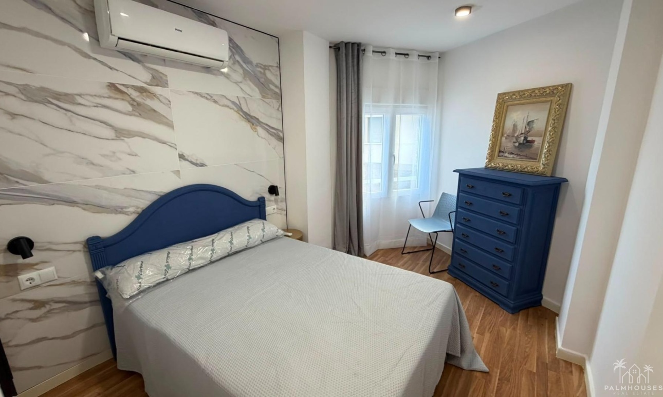 Resale - Apartments - Torrevieja - Playa del cura