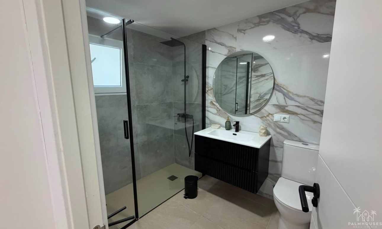 Resale - Apartments - Torrevieja - Playa del cura