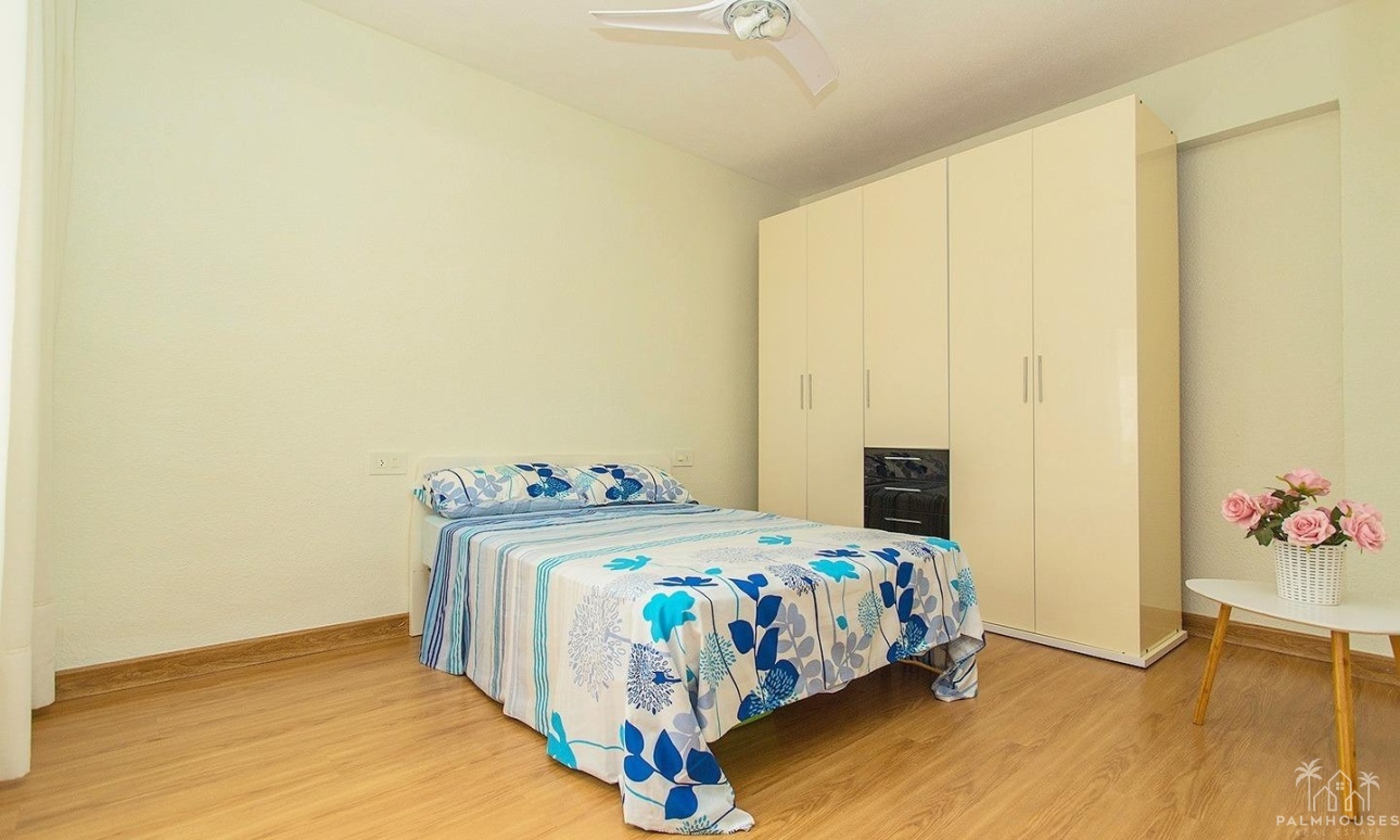 Resale - Apartments - Torrevieja - Playa del cura