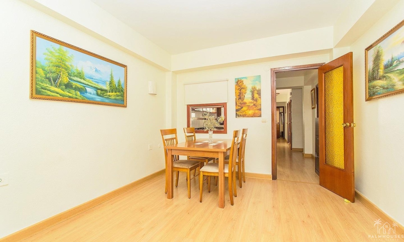 Resale - Apartments - Torrevieja - Playa del cura