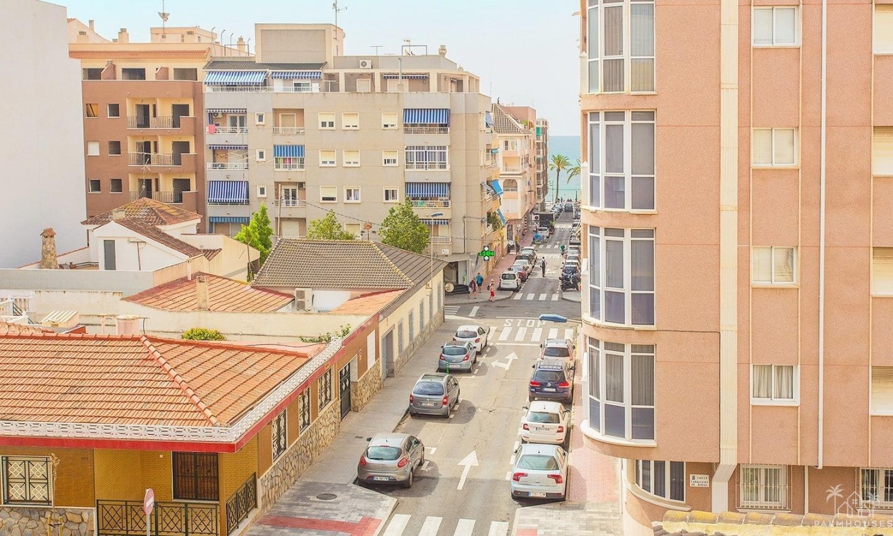 Resale - Apartments - Torrevieja - Playa del cura