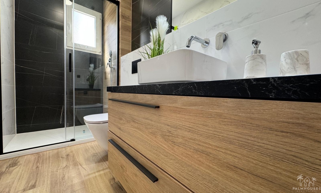 Resale - Apartments - Torrevieja - Playa del cura