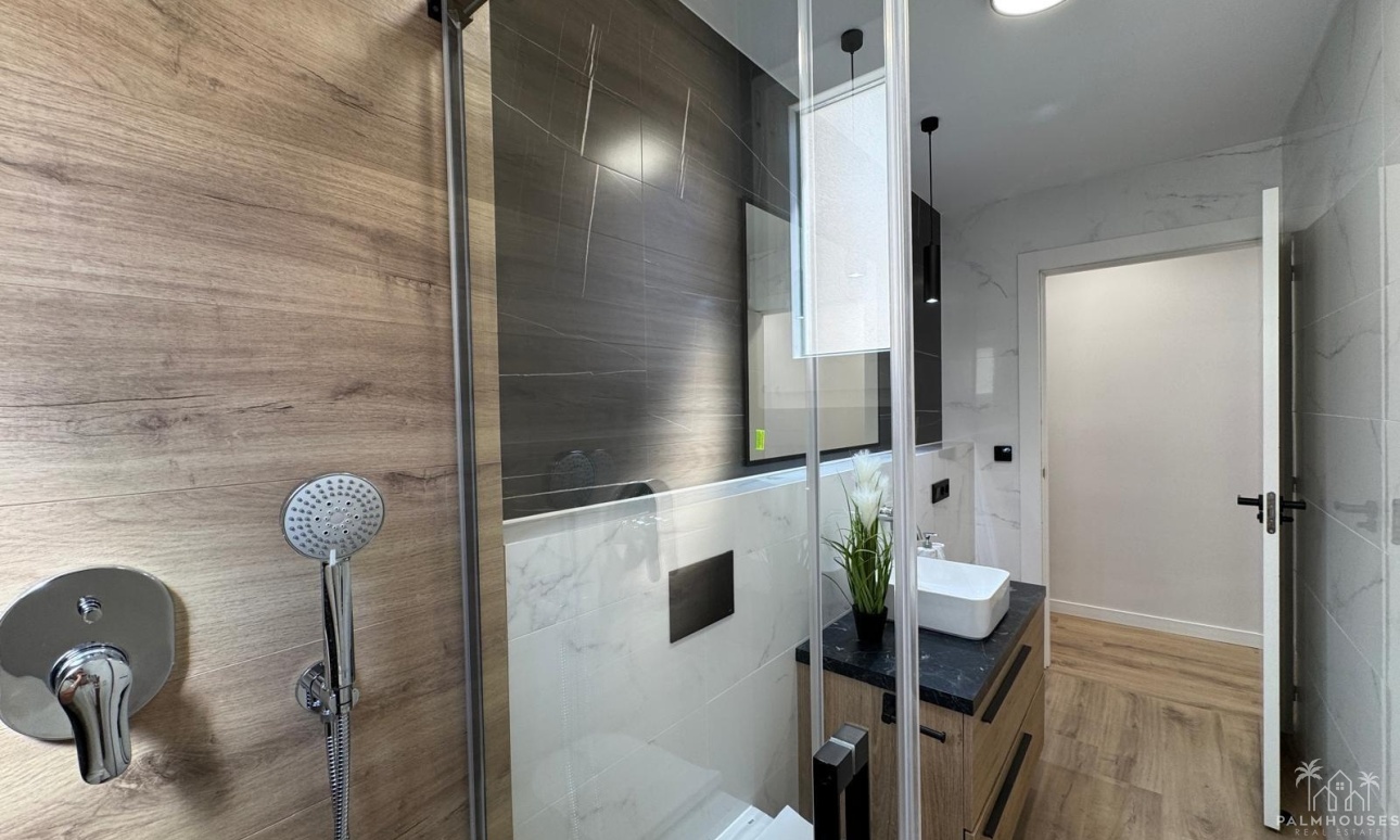 Resale - Apartments - Torrevieja - Playa del cura