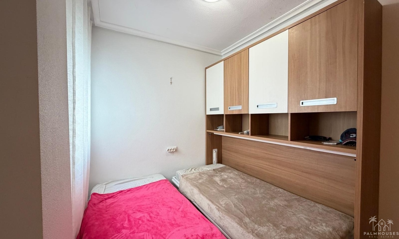 Resale - Apartments - Torrevieja - Playa del cura