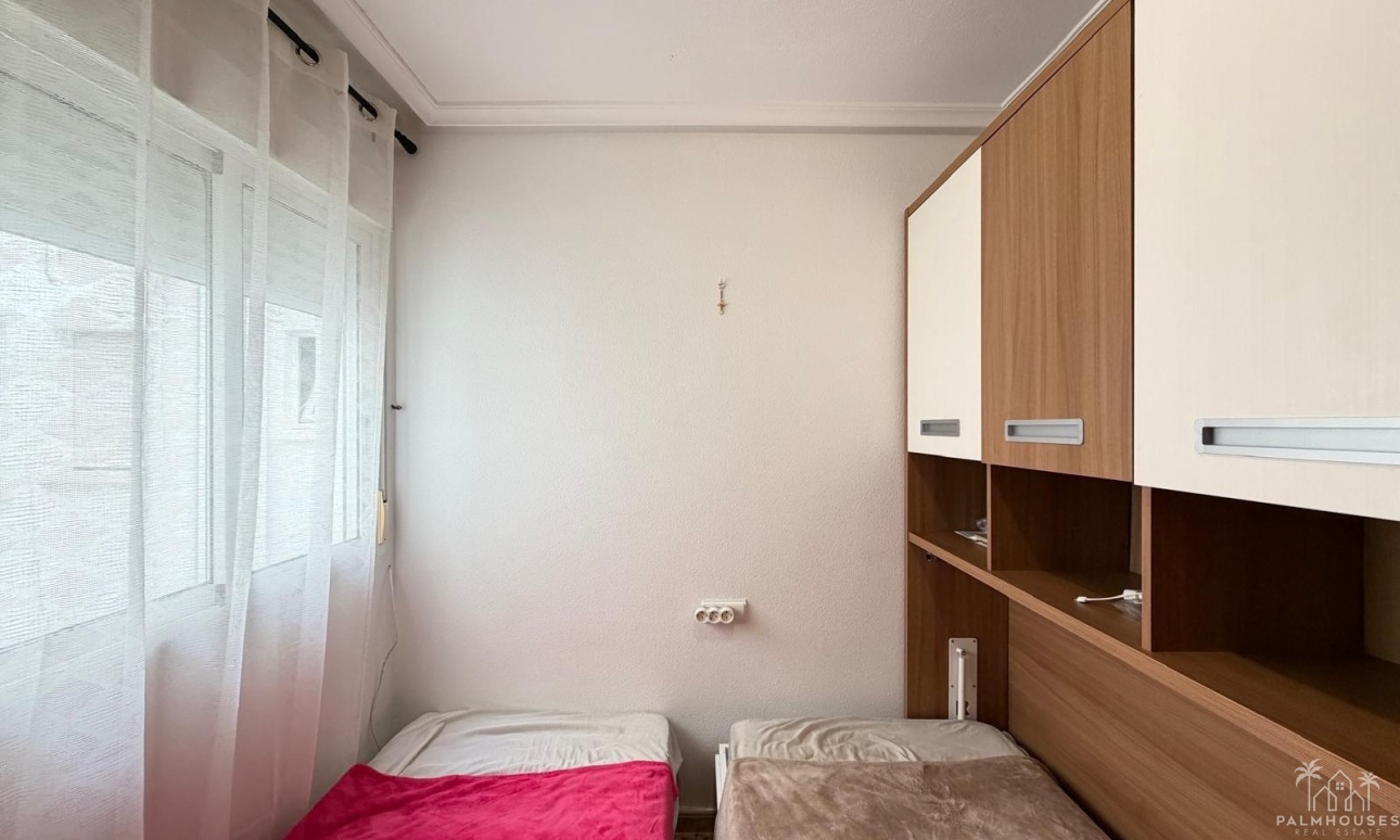 Resale - Apartments - Torrevieja - Playa del cura
