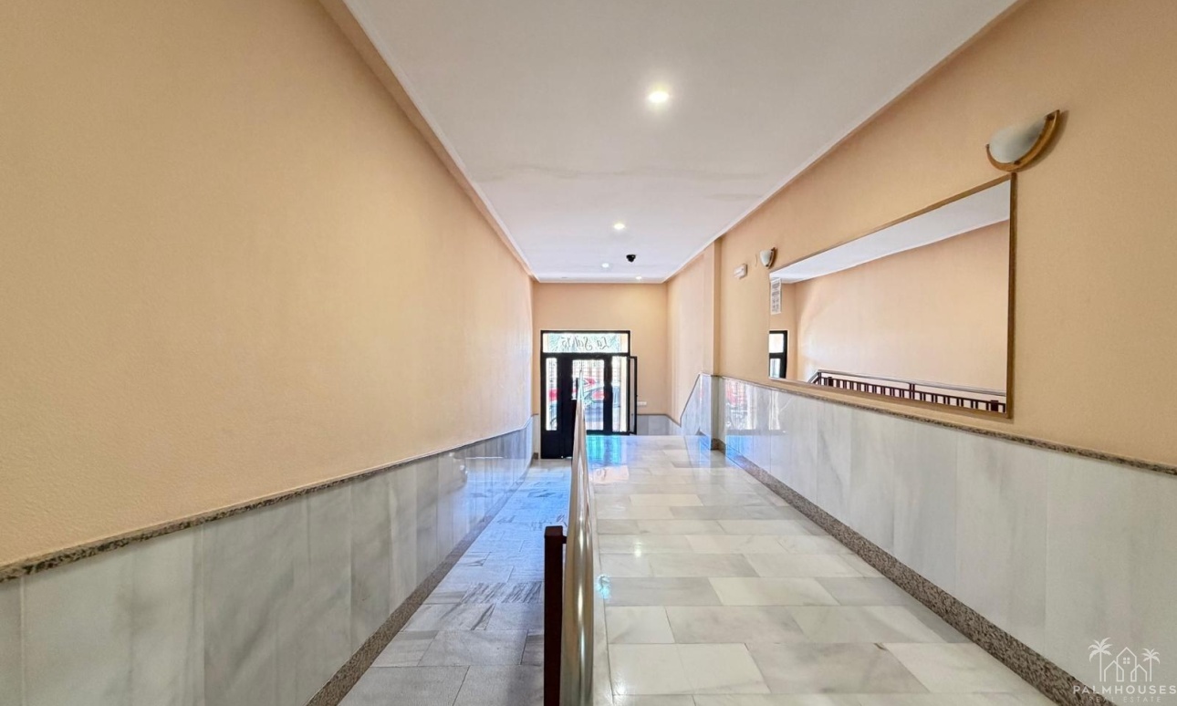 Resale - Apartments - Torrevieja - Playa del cura