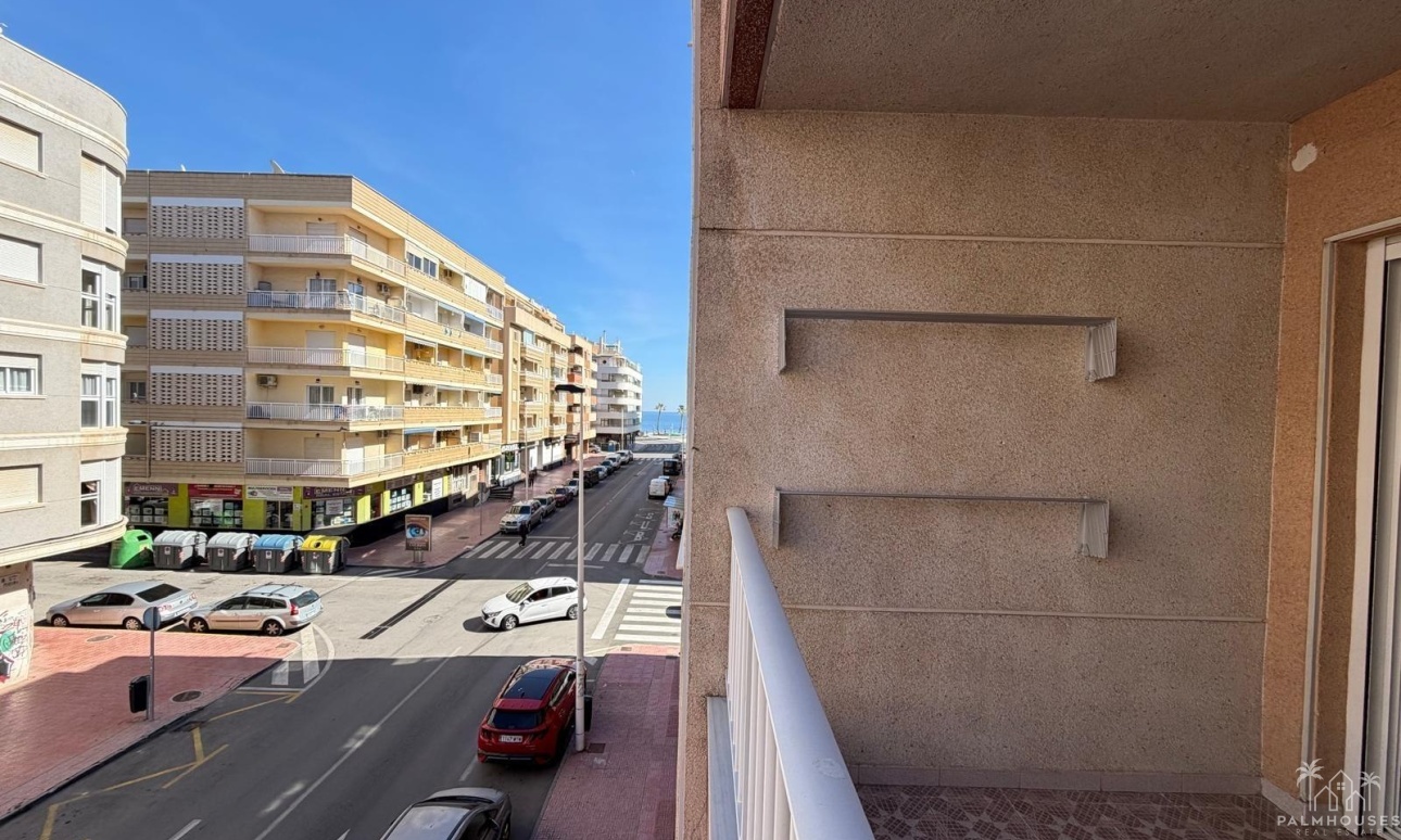 Resale - Apartments - Torrevieja - Playa del cura