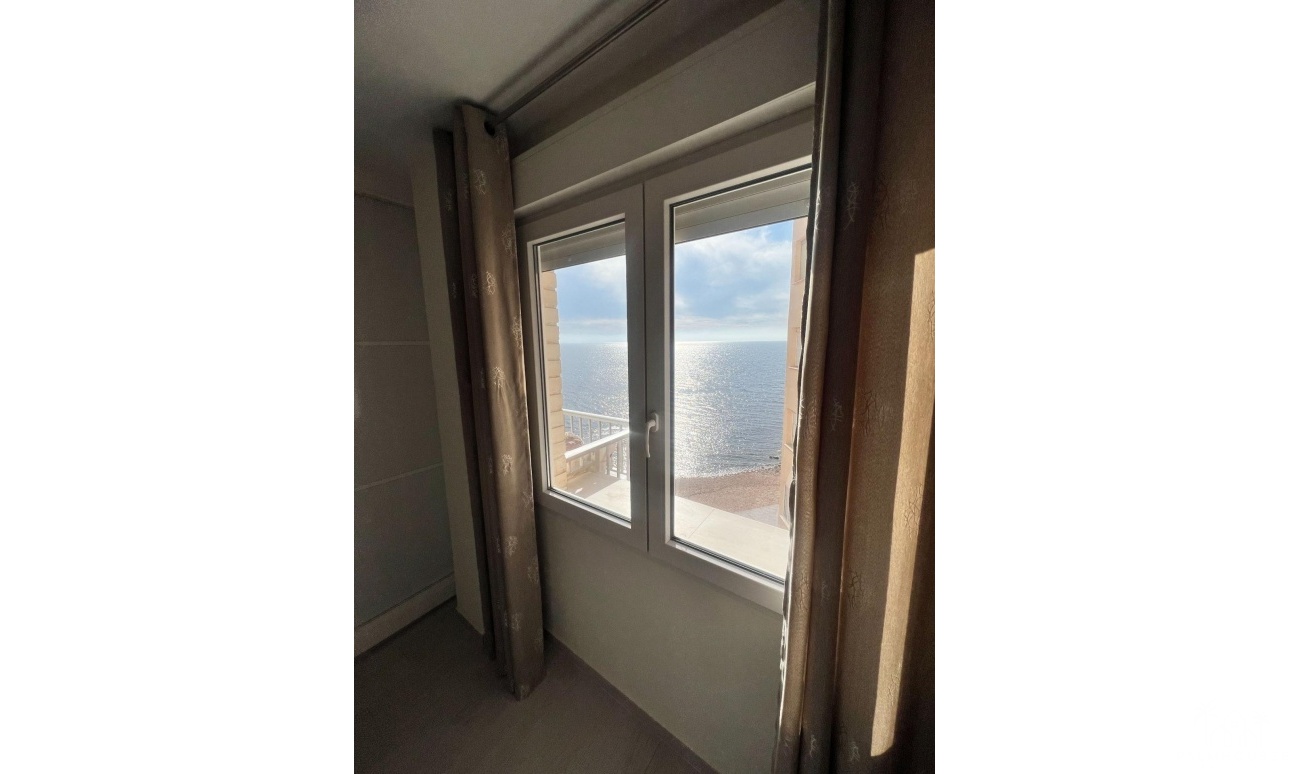 Resale - Apartments - Torrevieja - Playa del cura