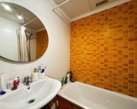 Resale - Apartments - Torrevieja - Playa del cura