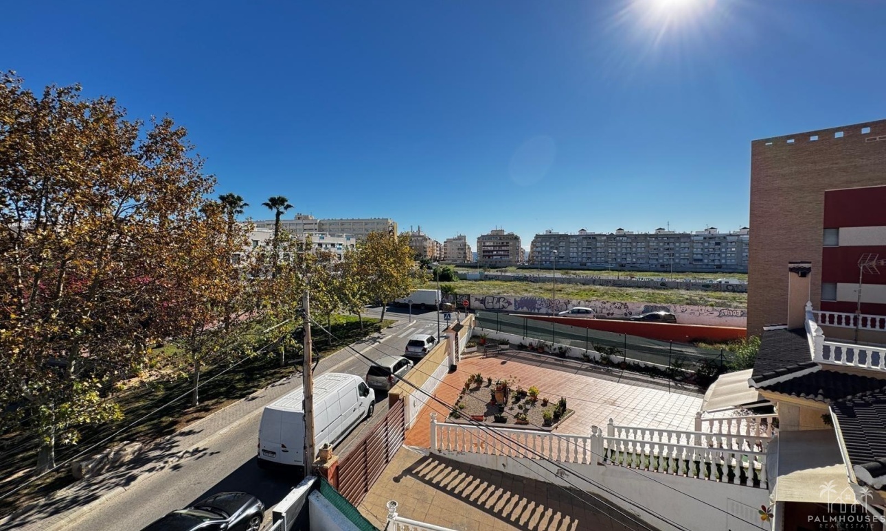 Resale - Apartments - Torrevieja - Playa del cura