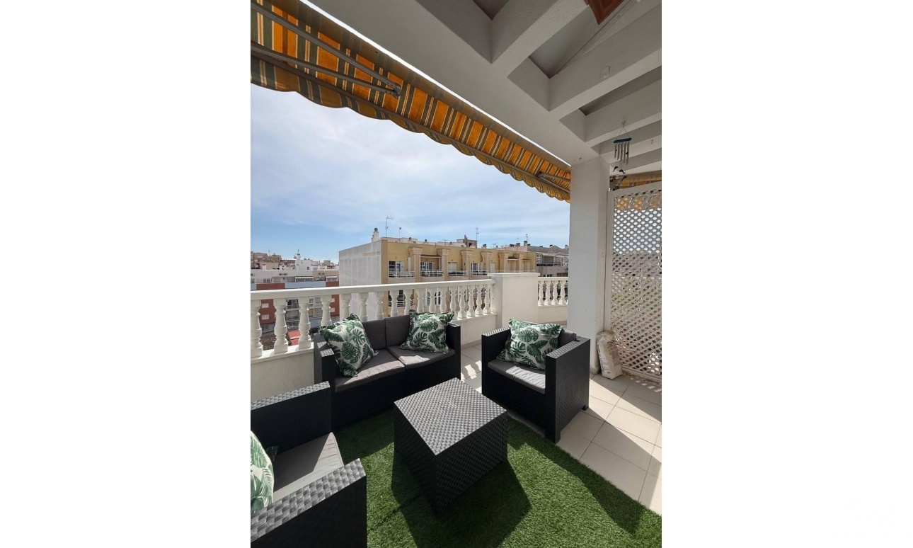 Resale - Apartments - Torrevieja - Playa del cura