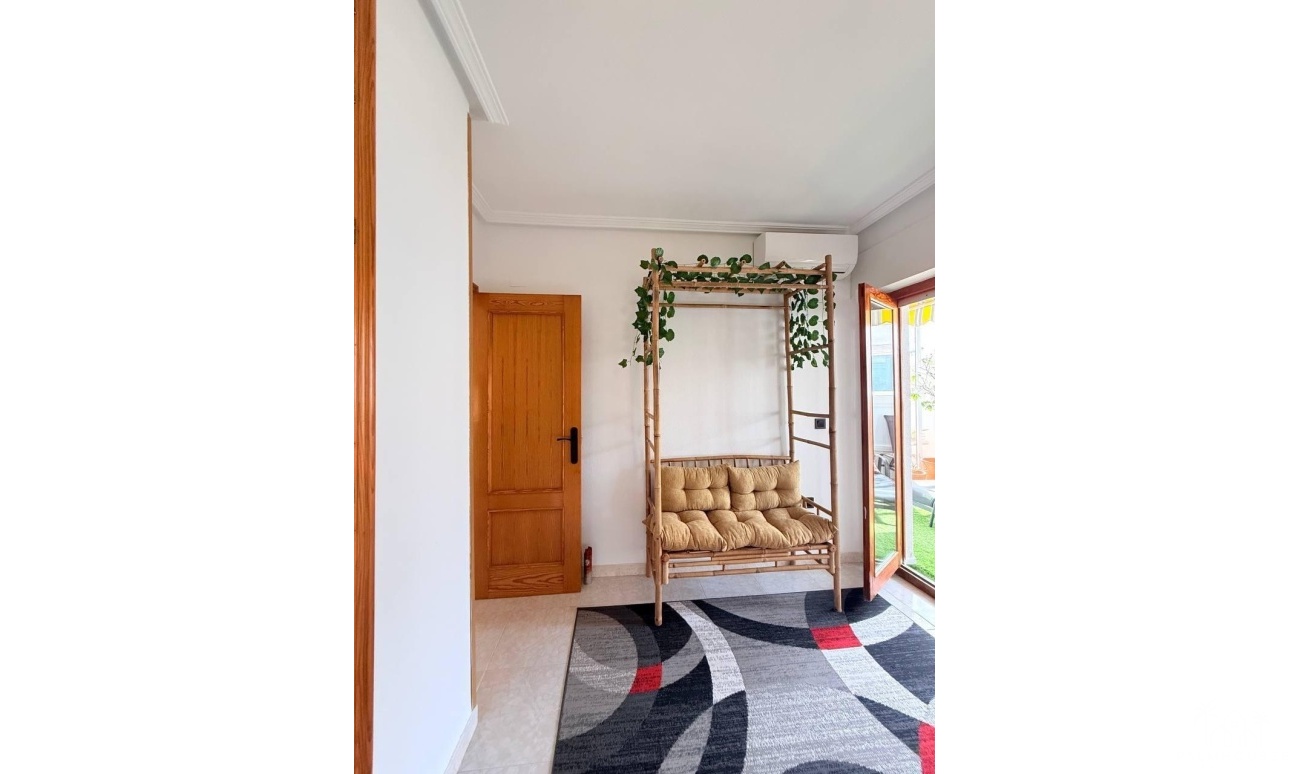 Resale - Apartments - Torrevieja - Playa del cura