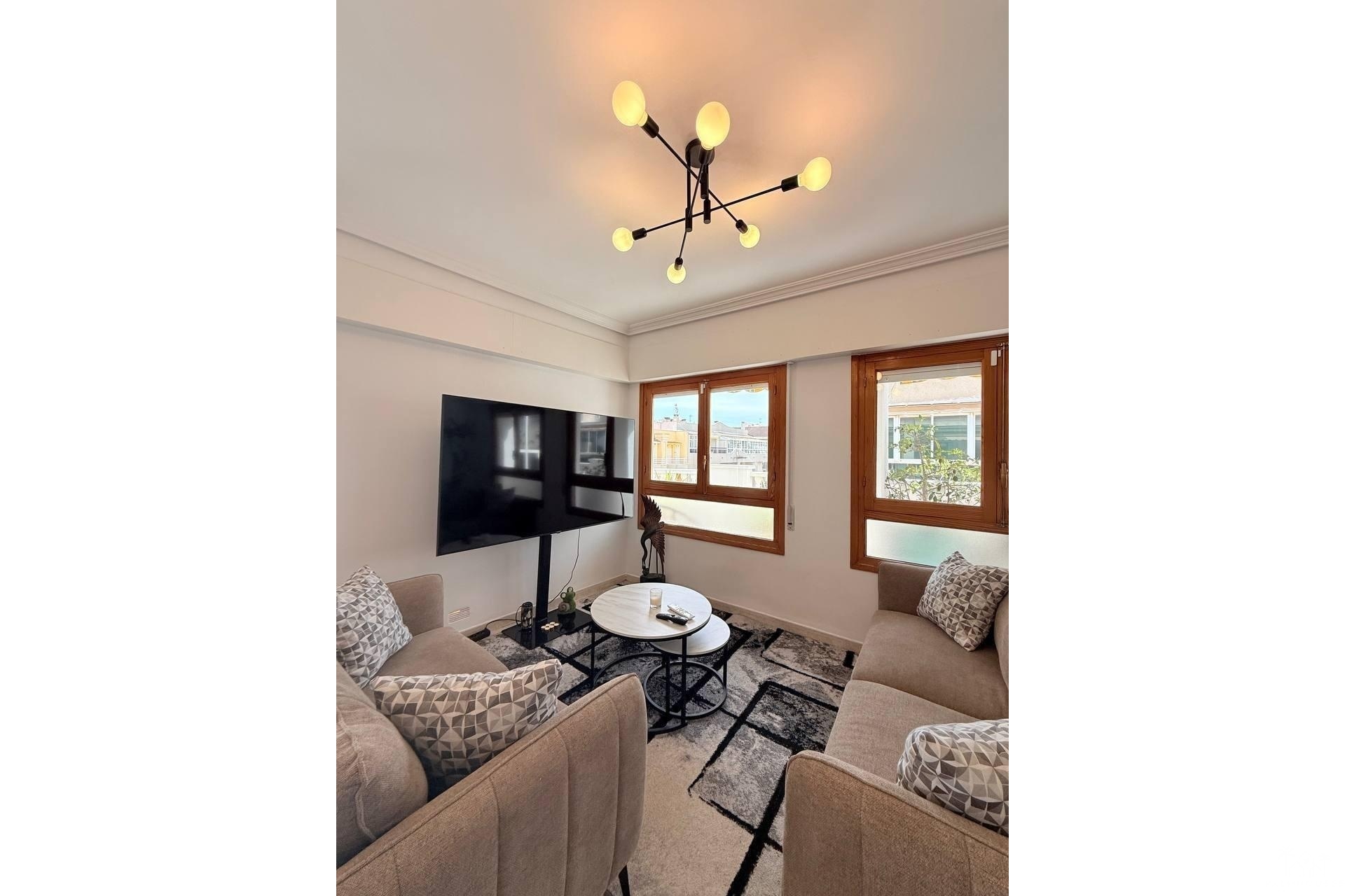 Resale - Apartments - Torrevieja - Playa del cura