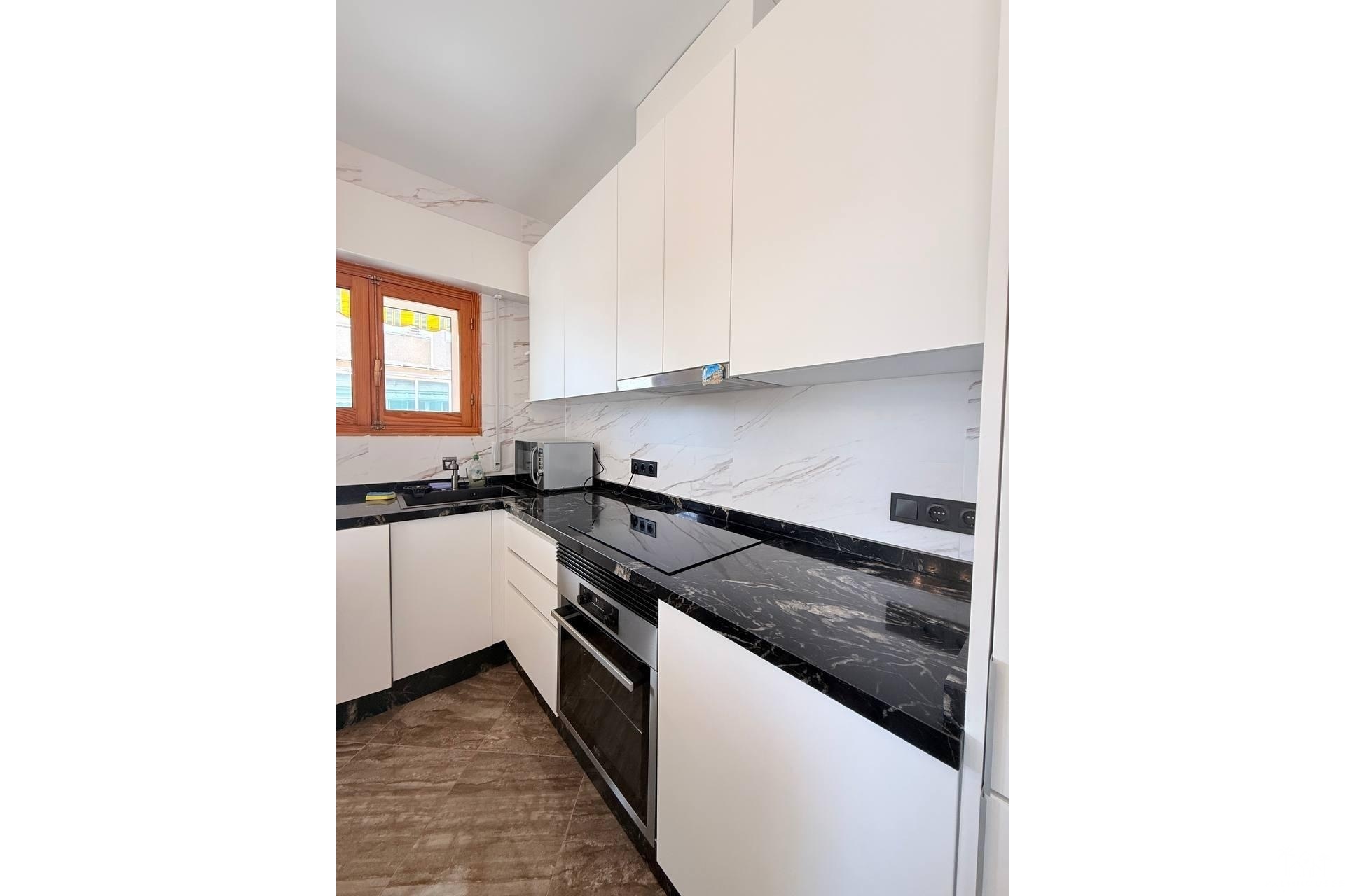Resale - Apartments - Torrevieja - Playa del cura