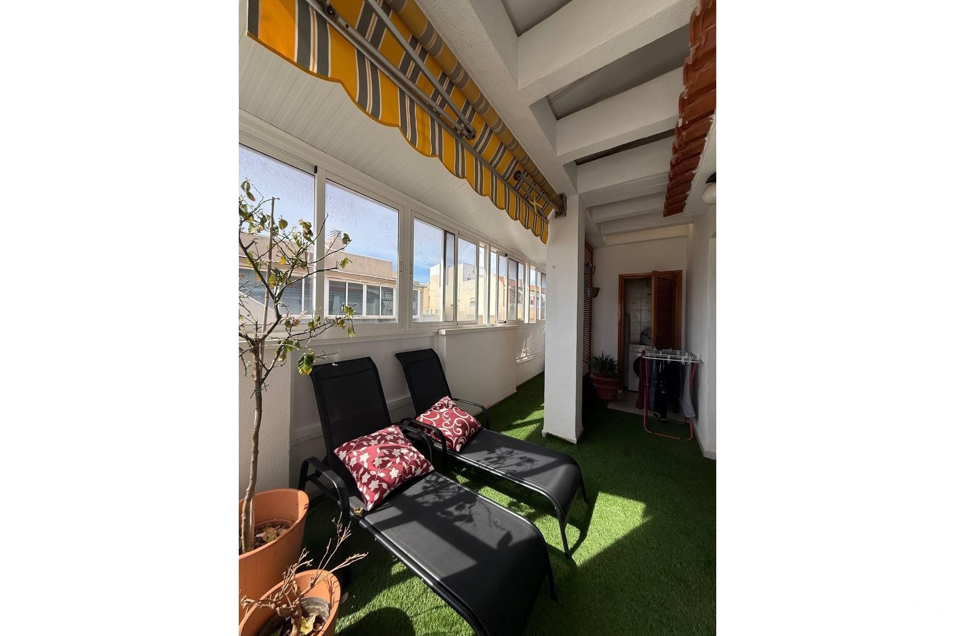 Resale - Apartments - Torrevieja - Playa del cura