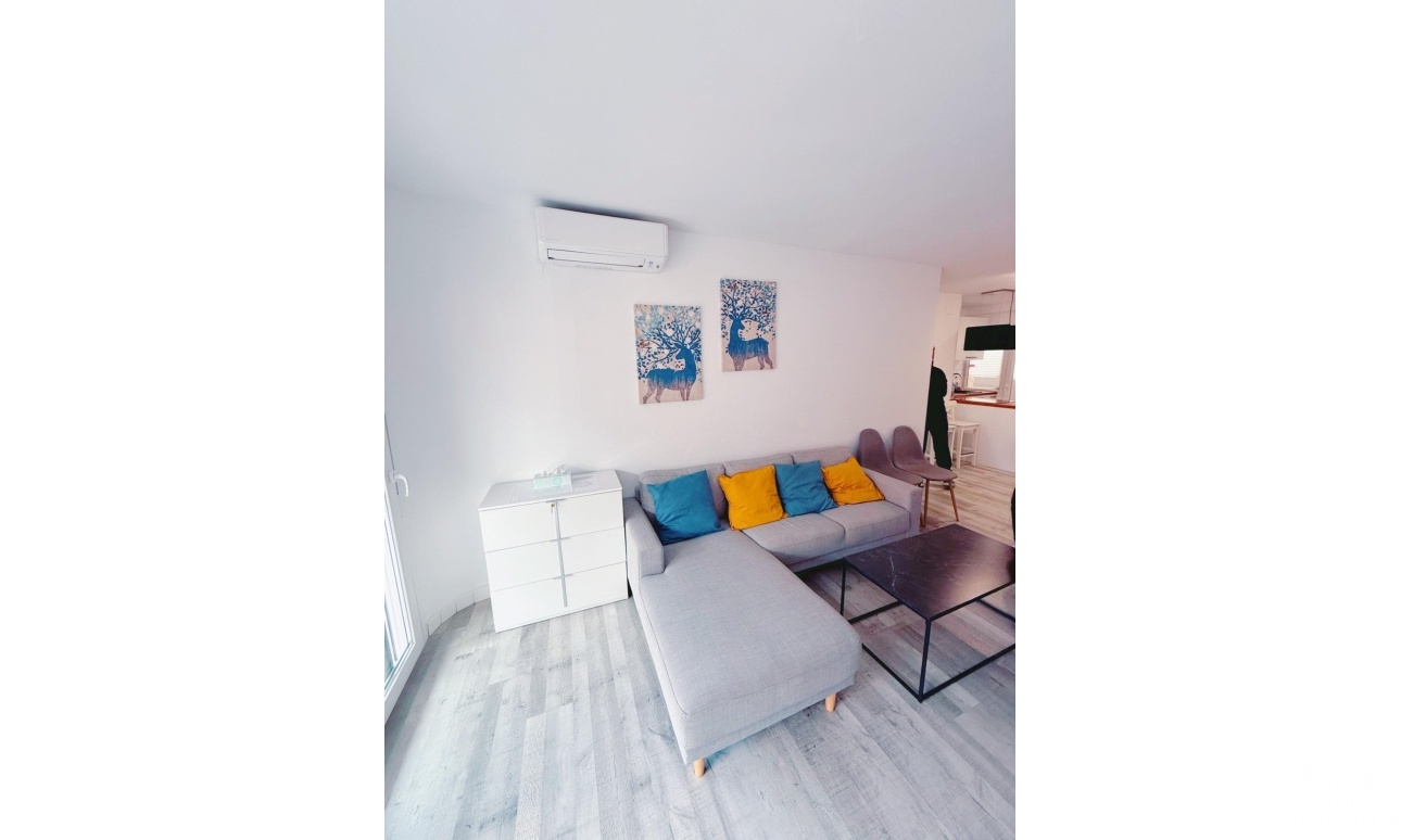 Resale - Apartments - Torrevieja - Playa del cura